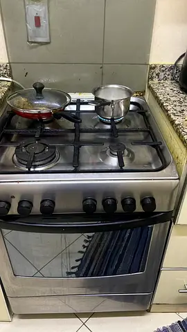 Cooking Range at throw away price 100 dhs only