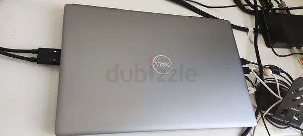 Dell 7550 precision with WD19DCs, 240 watt with activate autocad, Matlab, photoshop......