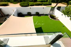 Single row | 4bedrooms upstairs| Ready for move in