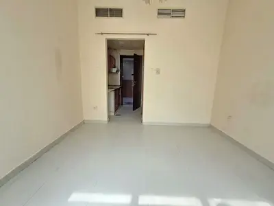 Luxury studio near to safari mall 17k available
