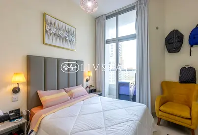 Spacious 1 BR | Marina View | High Floor