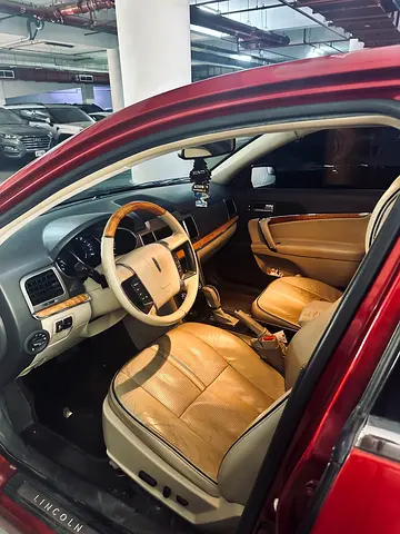 صورة 4 لـ 2012 Lincoln MKZ
