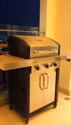 Char-Broil Gas Grill with Side Burner and Cabinet