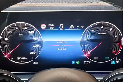 2025 Mercedes-BENZ GLE — миниатюра 18
