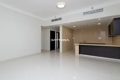 SPACIOUS 1 BED | 12 CHEQUES | NEAR TO SOUQ EXTRA
