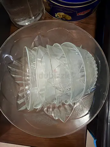 Set of 6 Clear Glass Dessert/Dip Bowls with Serving Plate