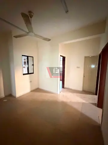 No Cash Deposit🔥 Huge Levish 2Bhk With Balcony Available For Yearly Rent In Lowest Price