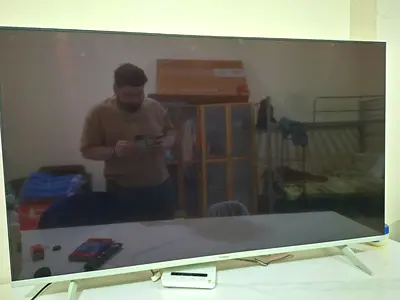 TORNADO 55-inch LED UHD Smart TV in Excellent Condition