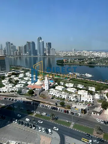 شقة مفروشة للبيع بإطلالة مميزة على كورنيش وبحيرة المجاز | الشارقة