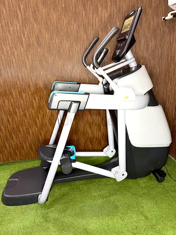 Precor AMT in perfect condition. USA brand