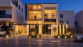 An exceptional deal on a prime, strategically located, modern luxury villa featuring 5 master bedroo
