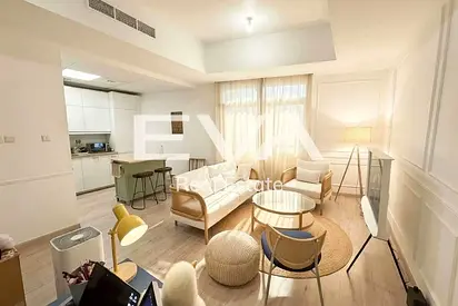 FULLY FURNISHED | VACANT | UPGRADED