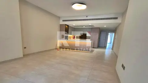 Skyline Pool View | 1Bed | Family Living