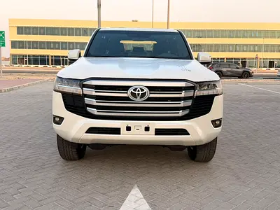تويوتا لاندكروزر استيشن GXR محرك 3.5L بترول تون تربو موديل 2026 زيرو