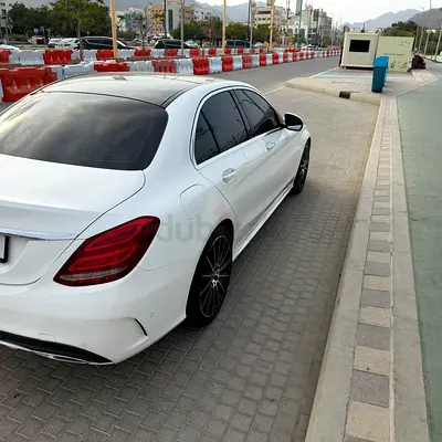Mercedes-Benz C-Class C200 2018 | GCC Specs | Excellent Condition