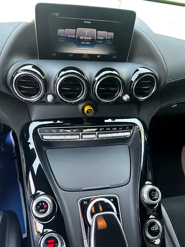 صورة 6 لـ 2018 Mercedes-BENZ SLS AMG