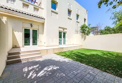 Multiple Cheques | Vacant | Landscaped