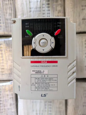 LS iG5A Variable Frequency Drive (VFD) SV015iG5A-4 - Used