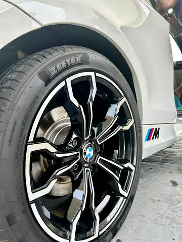 صورة 3 لـ 2009 BMW 1-SERIES