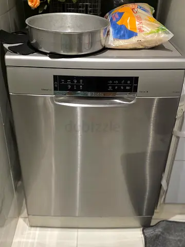 Bosch Series 6 Dishwasher Three Rack Latest Version With WiFi Like New