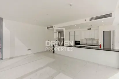 Ready to move in | Huge Layout | Prime Location