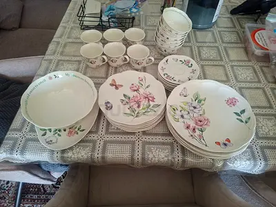 Dinnerware