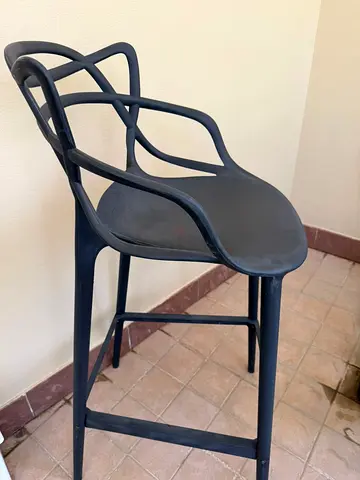 ***MUST GO - URGENT SALE*** Modern Black Bar Stool with Curved Backrest (2 Chairs)