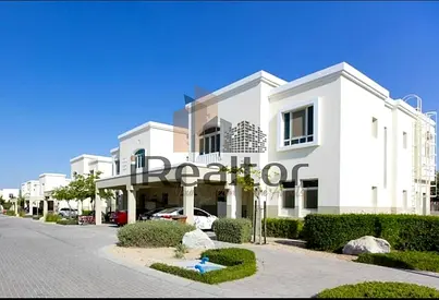 Well Maintained | 3 Bed Villa with Large Garden | For SALE