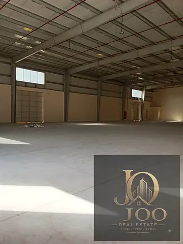 Warehouse for rent in Al Sajaa Industrial Area, Sharjah, measuring 12,235 Sqft with 32.82 KW electricity. Annual rent AED 611,750 with a 10% security