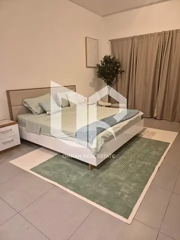 استثمار مميز في الممشى | استوديو مفروش بالكامل مع بلكونة | 480 قدم² | 530 ألف درهم