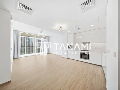 Corner Unit | Unfurnished | High Floor