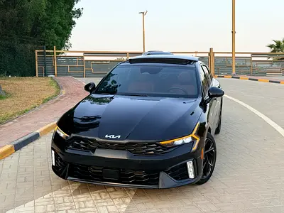 2025 KIA K5 photo 2