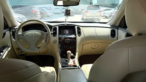 2015 Infiniti QX50 照片 8
