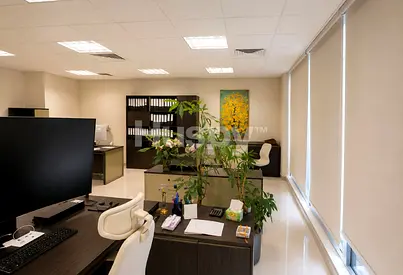 Lake View | DMCC | Fitted Office