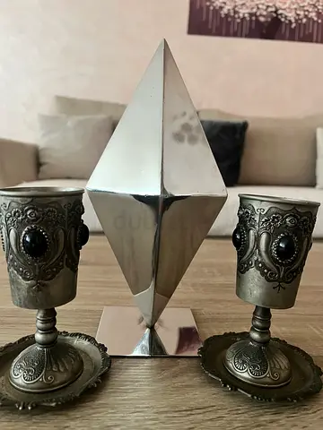 Stainless steel marine grade diamond shaped decorative item, polished to near perfection, hand made