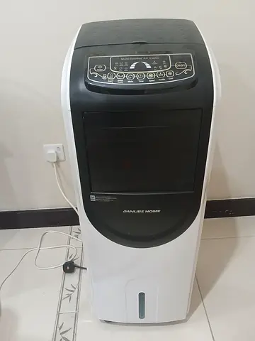 Danube portable air cooler - good condition, remote included
