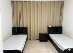 Room for sharing Arabs-Men