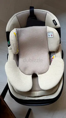 Infant car seat ISOFIX base - sturdy condition