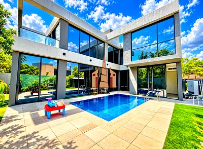 Premium 4bhk Villa + Private Pool in Kaya Masaar