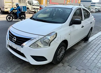 2015 Nissan Sunny full auto.1.3 4 cylinder. GCC.only 171000 km. RTA passed very clean. Good Ac. Remo