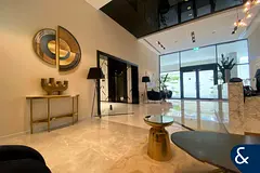 1 bed | Unfurnished | Canal view | Metro