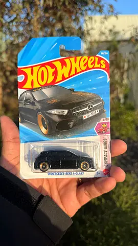 Hot Wheels '19 Mercedes-Benz A-Class black (sealed blister)