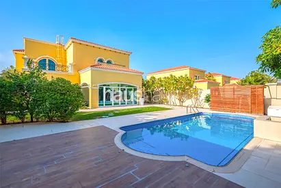 Amazing Upgraded Villa | Extended | Private Pool