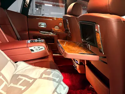 2010 ROLLS-ROYCE GHOST 照片 20