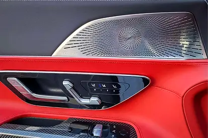 2025 Mercedes-BENZ AMG — миниатюра 16