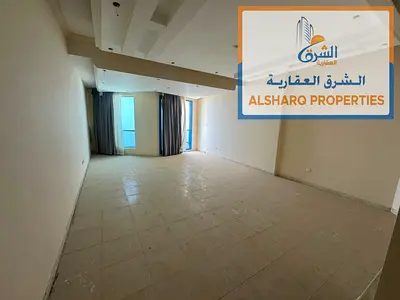Ajman Corniche. Master bedrooms, built-in wardrobes, 4 bathrooms, maid's room, laundry room, separate living area, sea view – very spacious.