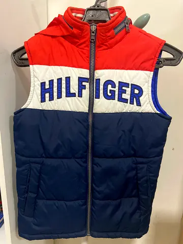 Tommy Hilfiger kids puffer vest, navy/red/white, size 6 to 7 years