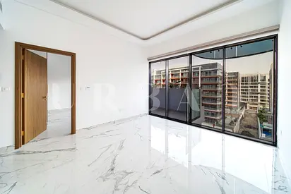 Modern Layout | U Shape Kitchen | Ready to Move