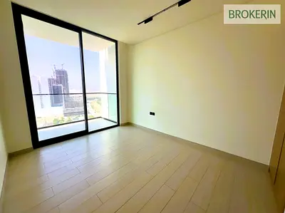 VILLA VIEW| HIGH FLOOR W/ BALCONY | READY TO MOVE