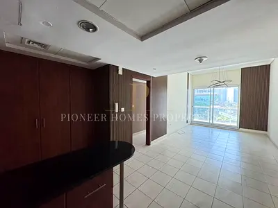 1BR| Community view| Vacant| With Balcony|